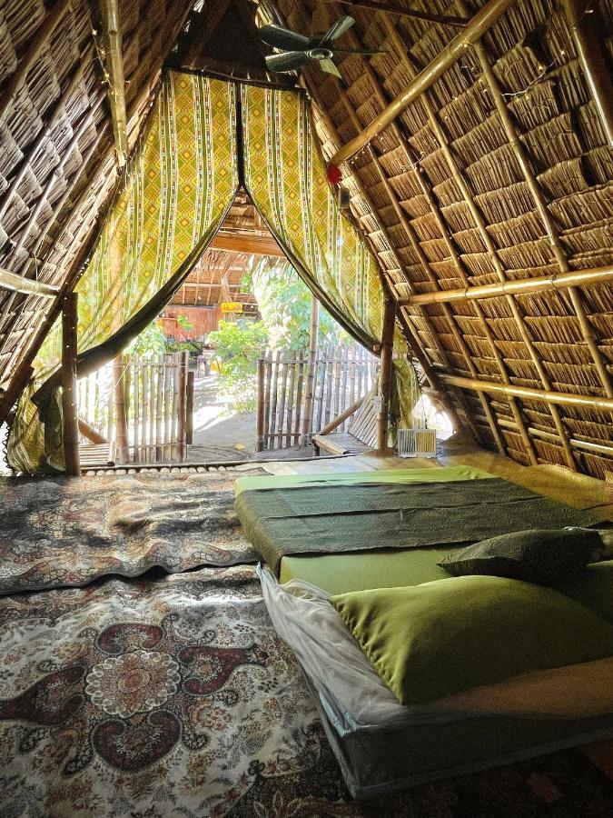 Hostel Tribal Huts Community Daanbantayan Zewnętrze zdjęcie