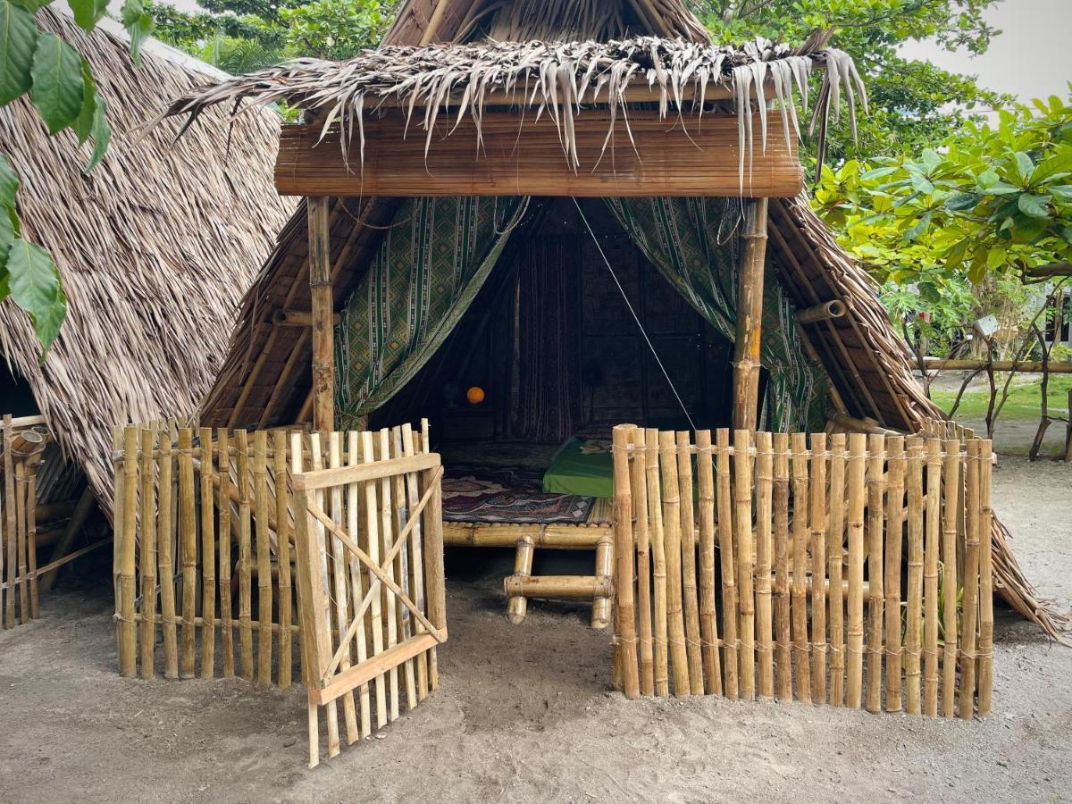 Hostel Tribal Huts Community Daanbantayan Pokój zdjęcie