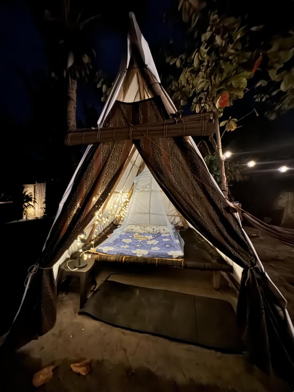 Hostel Tribal Huts Community Daanbantayan Zewnętrze zdjęcie