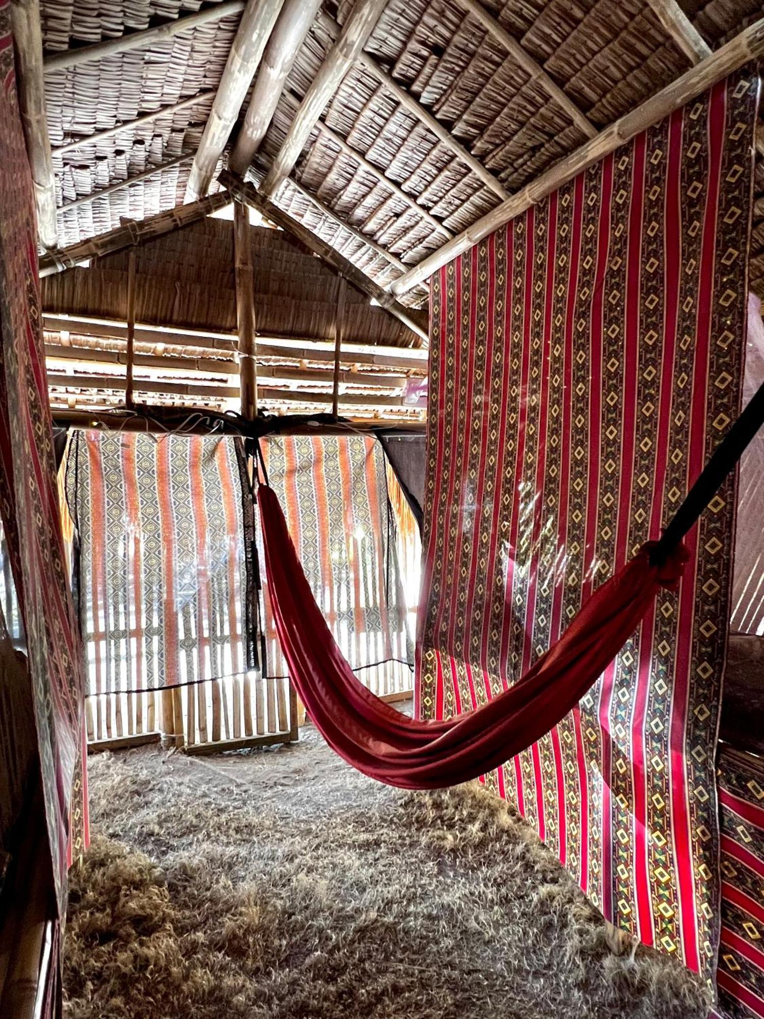 Hostel Tribal Huts Community Daanbantayan Zewnętrze zdjęcie