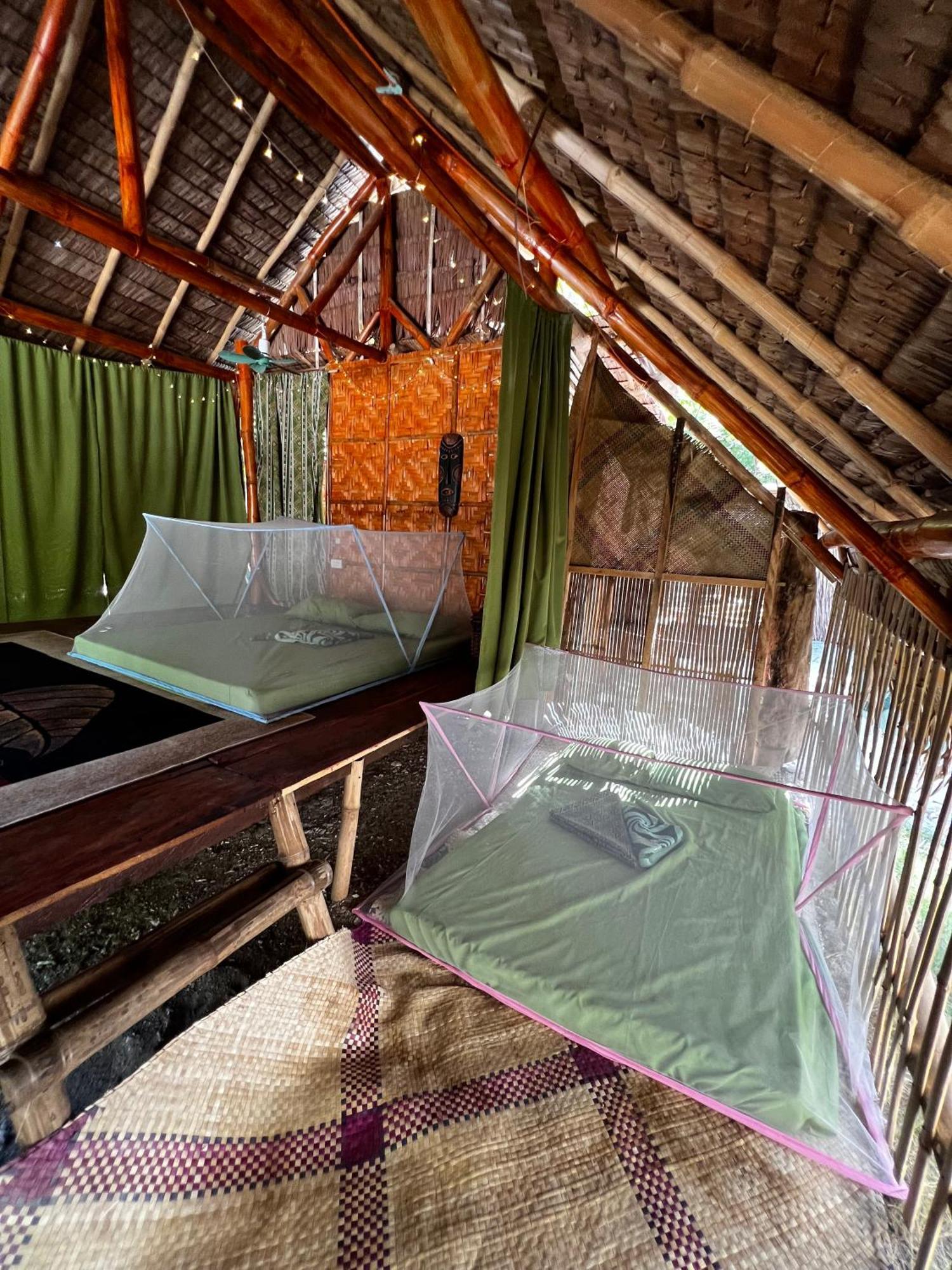 Hostel Tribal Huts Community Daanbantayan Zewnętrze zdjęcie