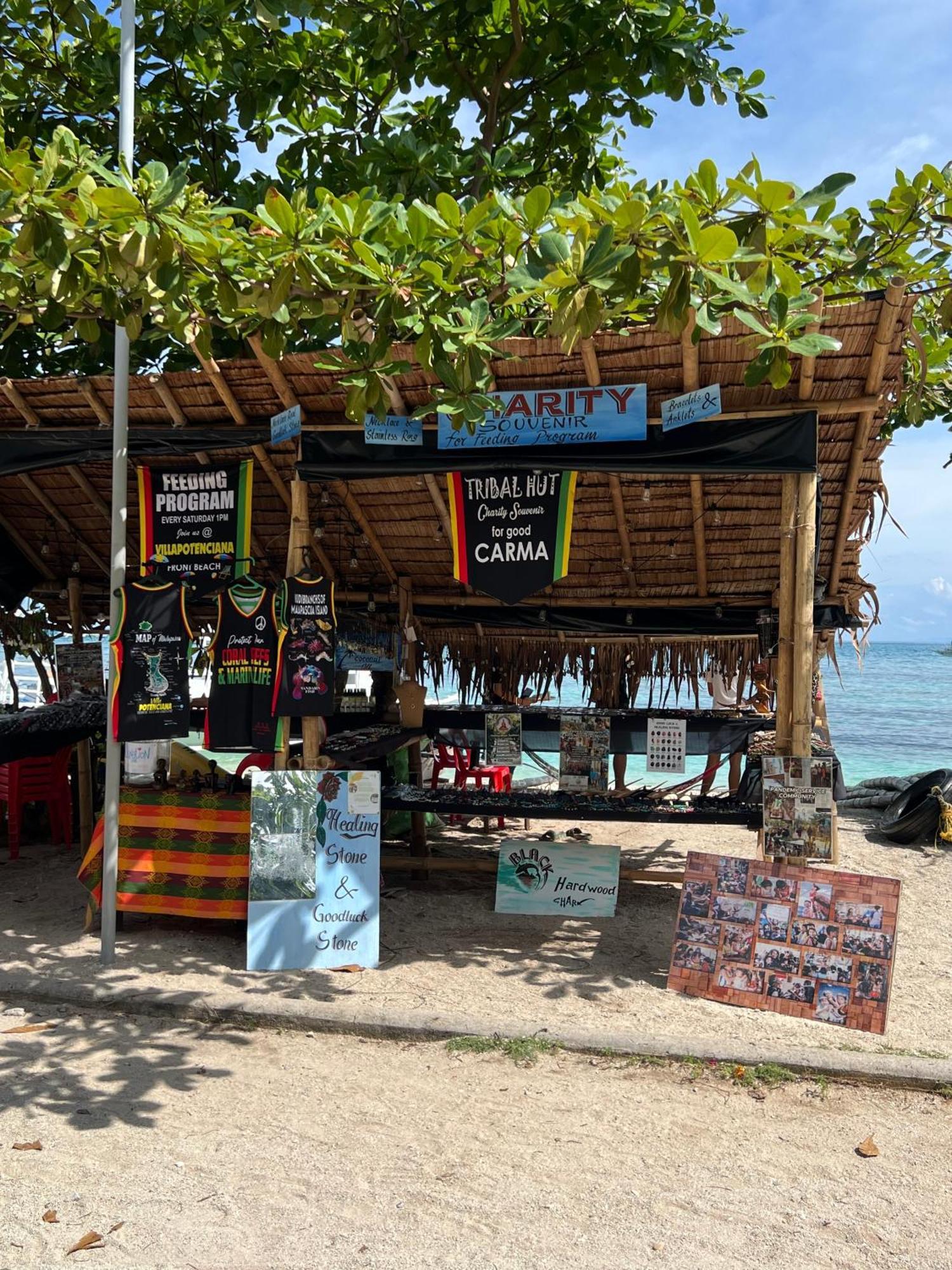 Hostel Tribal Huts Community Daanbantayan Zewnętrze zdjęcie